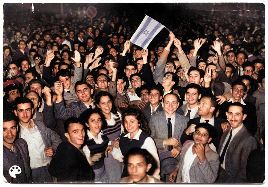 חגיגה ברחובות תל אביב לאחר אישור תוכנית החלוקה, כ״ט בנובמבר 1947