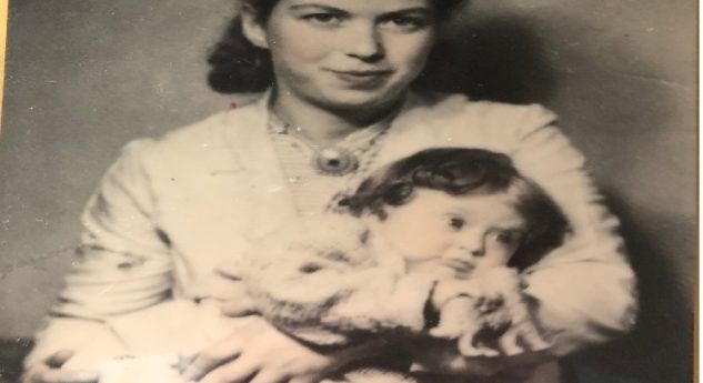 "אמא לא הפסיקה לחפש": 75 שנים אחרי שהופרדו באושוויץ, נמצאה הילדה האבודה