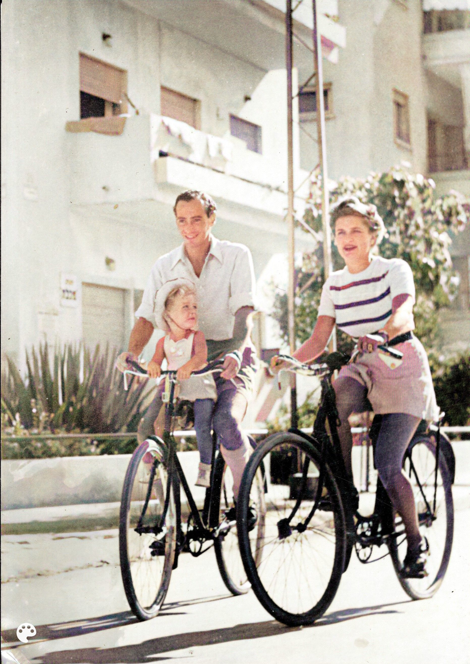 כוכבי הסרט לעידוד עלייה: אבא ואמא